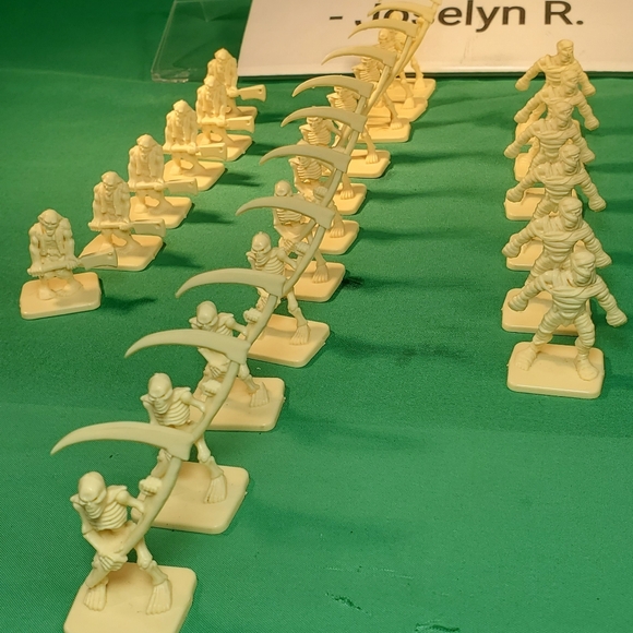 Hero Quest 1989 – 1990 Replacement Figures: 11 Skeletons, 6 Zombies, 6 Mummies - Picture 1 of 14